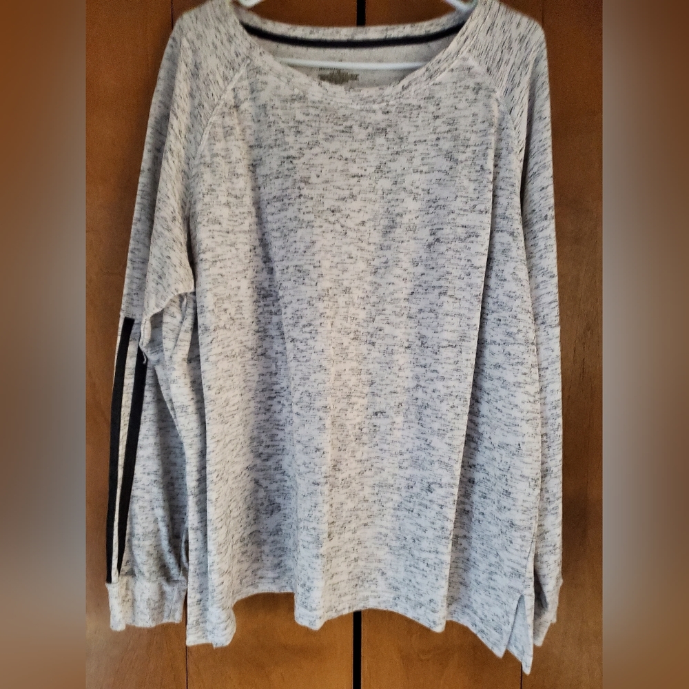 Women's Grey Lightweight Sweatshirt w/2 Black Stripes on Sleeves.